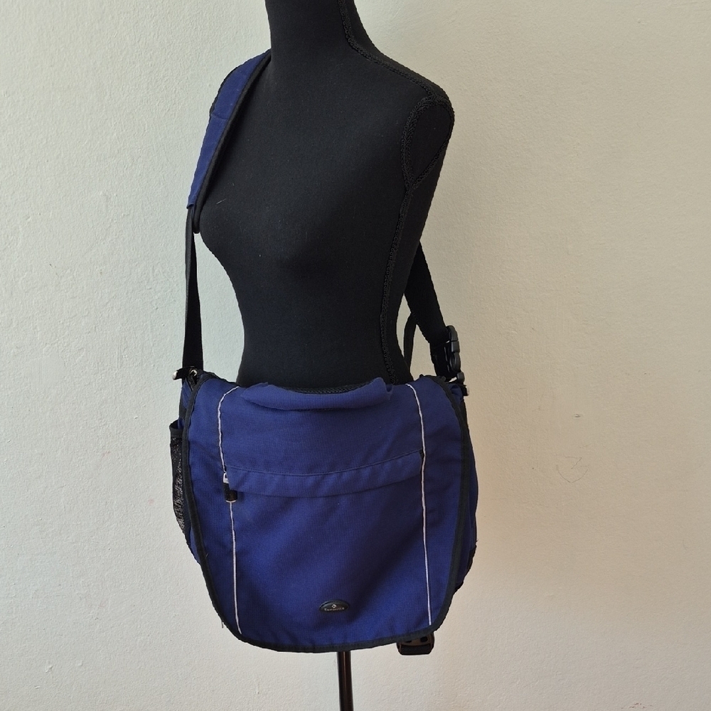 Samsonite Modern Utility Messenger Laptop Bag 17x14 Gently Loved